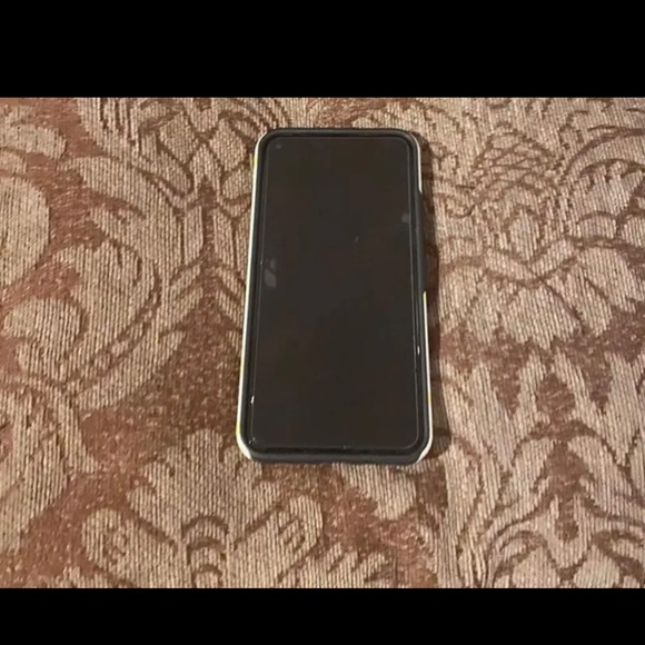 Google phone pixel 5 - Picture 2 of 2